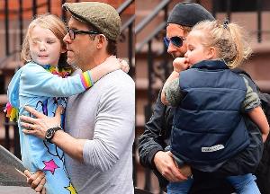 ryan-reynolds-and-bradley-cooper-s-kids-have-a-play-date-20200113174232415.jpg