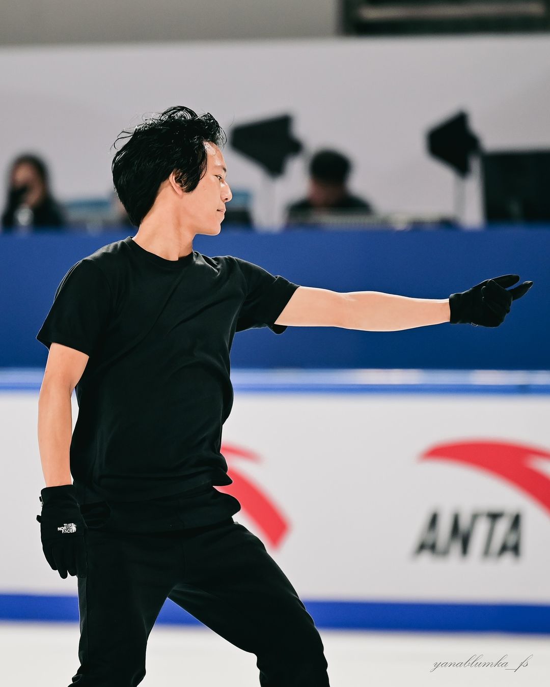 [ADAM SIAO HIM FA].Get well soon . - @yanablumka_fs .#_adamsiaohimfa #_adamsiao #_figureskater #_figureskaters #_figureskating #_figureskatingclub #_icerink #_iceskating #_isu #_isufigureskating #_skates #_au-1.jpg