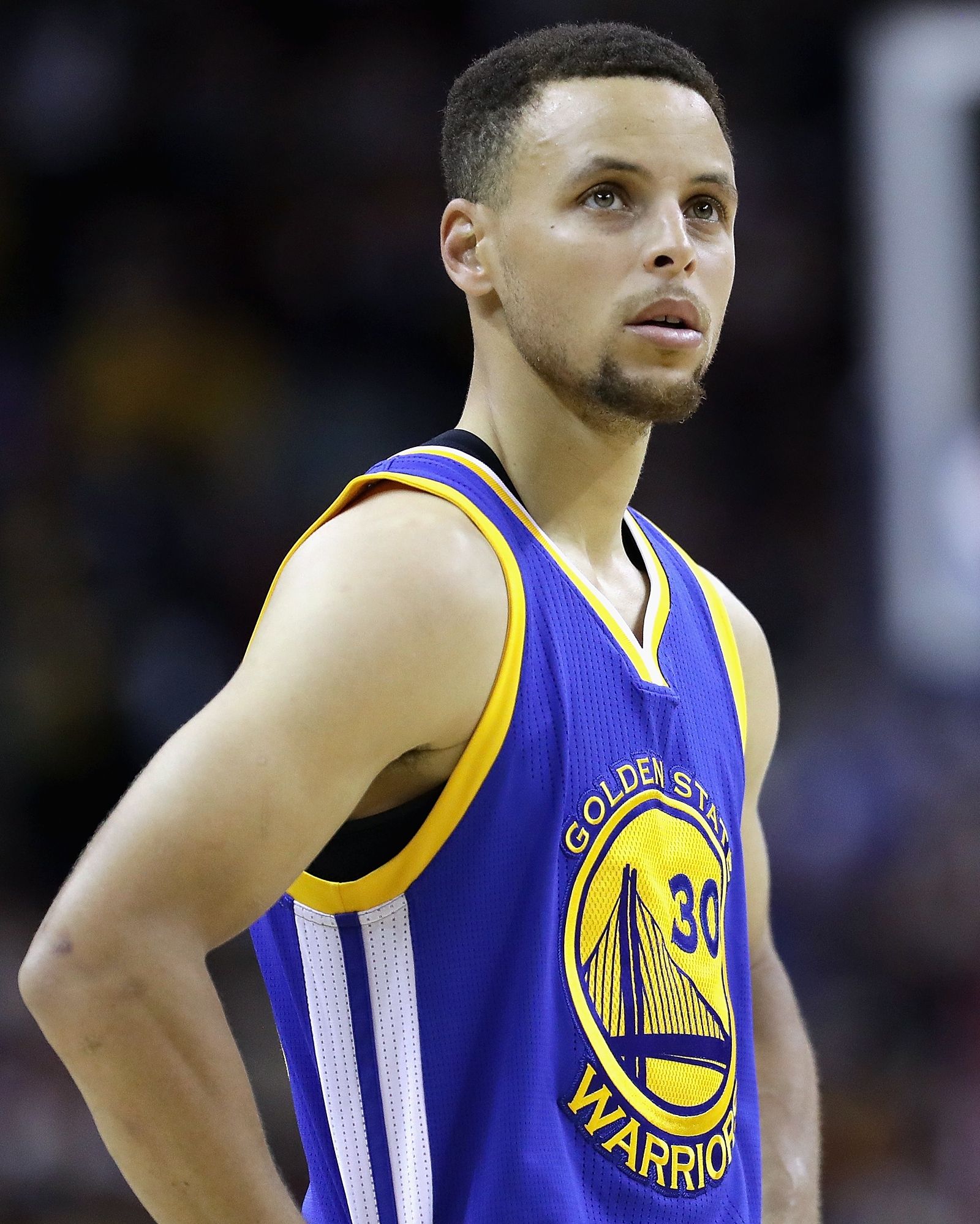 stephen-curry-GettyImages-538912798_vertical.jpg