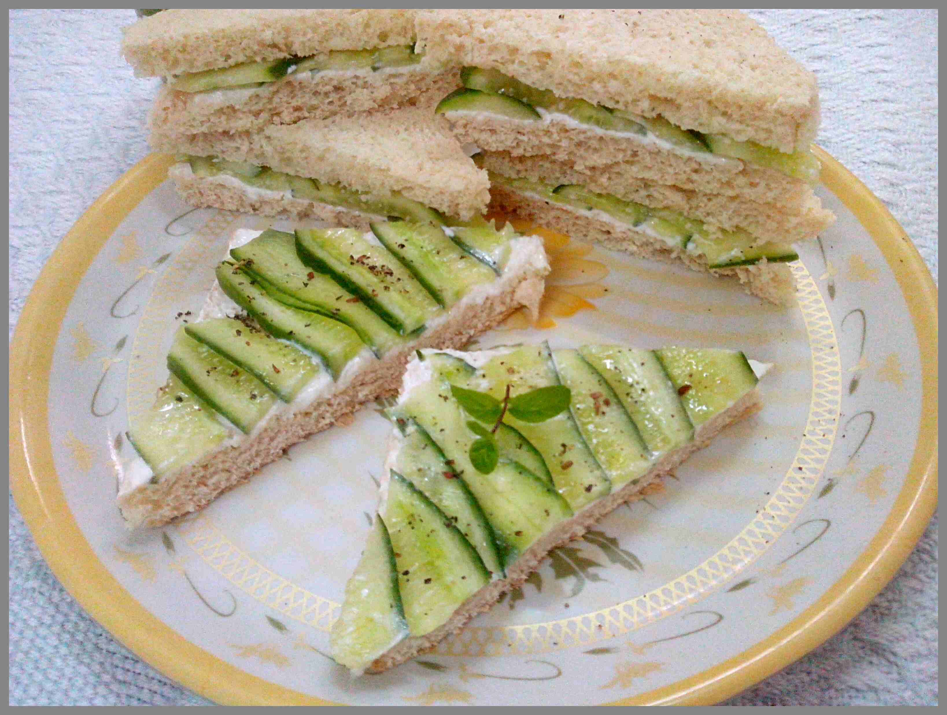 cool-cucumber-sandwich.jpg