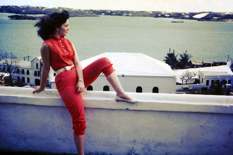 Capri Pants - The Favorite Fashion Trend of Women From the 1950s (1).jpg