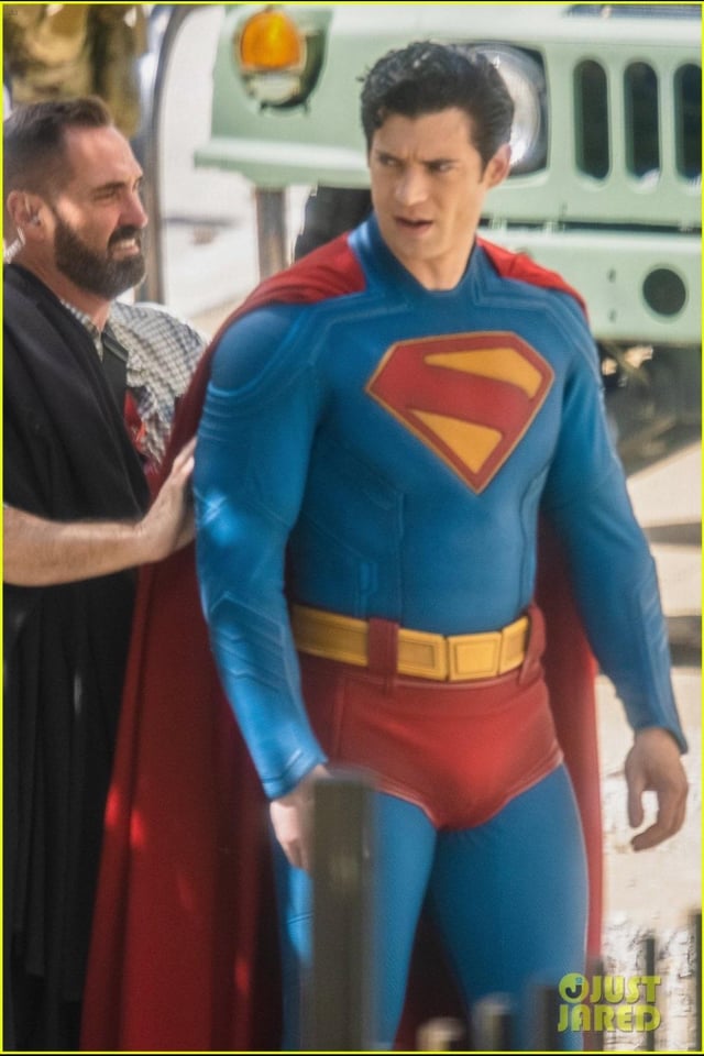 more-photos-of-david-corenswet-as-superman-on-the-set-of-v0-ofm6zgvzzj8d1.jpg