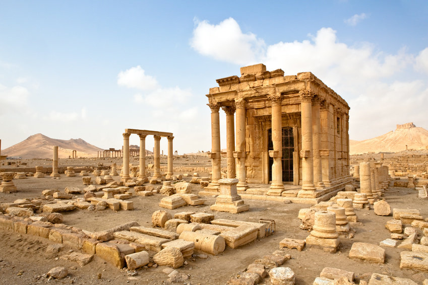 Palmyras-archaeological-site-Temple-of-Bel-a-c-Dario-Bajurin-and-tower-tombs-in-the.png