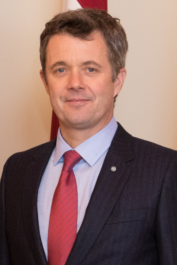 Frederik,_Crown_Prince_of_Denmark_in_2018.jpg