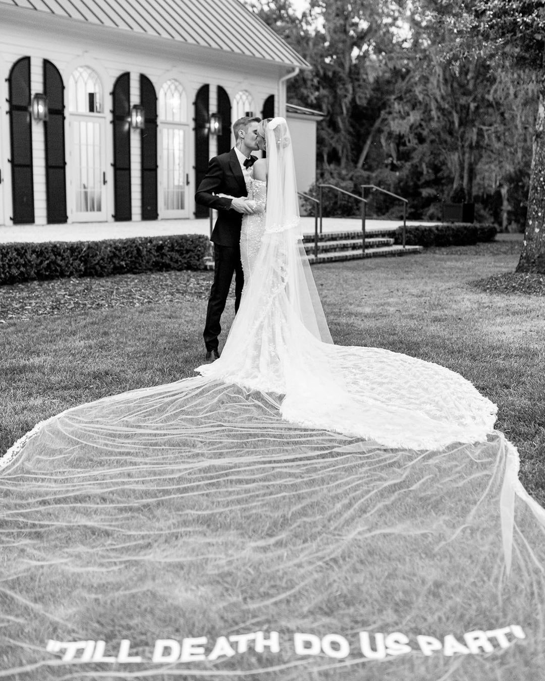 hailey-bieber-wedding-veil.jpg