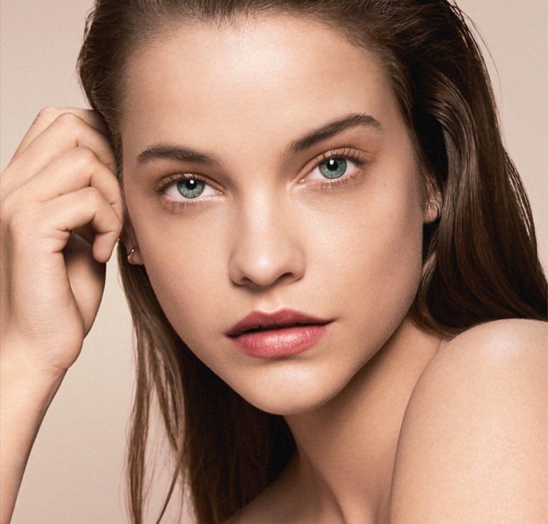 Barbara-Palvin-Armani-Beauty-2020-Campaign03.jpg