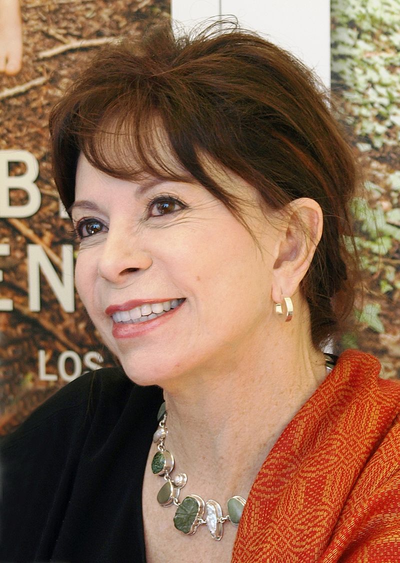 800px-Isabel_Allende_-_001.jpg