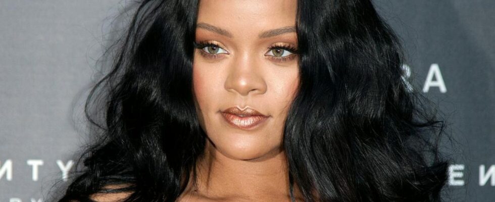 Rihanna-Is-she-finally-coming-back-with-new-music-980x400.jpg