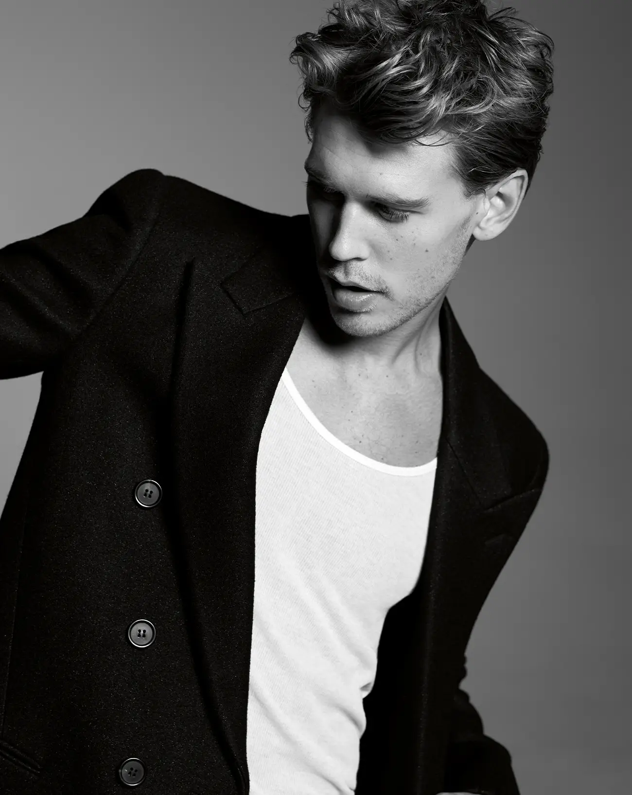 thumb-austin-butler-interview-saint-laurent-parfum-numero-magazine.jpg