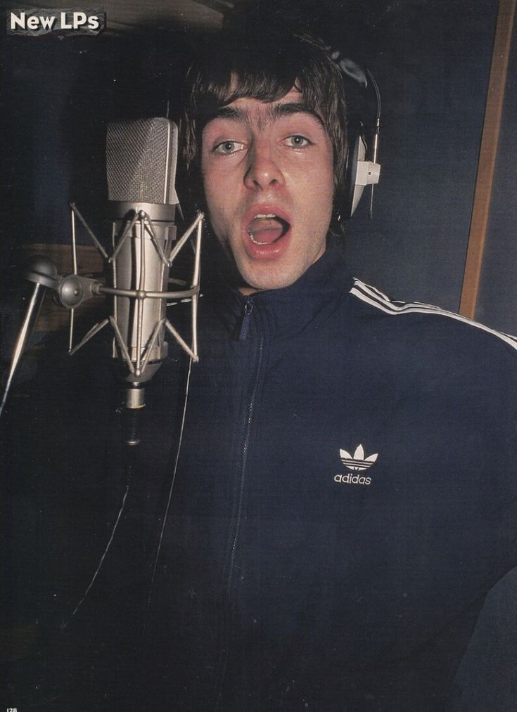 liam gallagher recording vocals for “Some Might Say” in 1995.jpeg