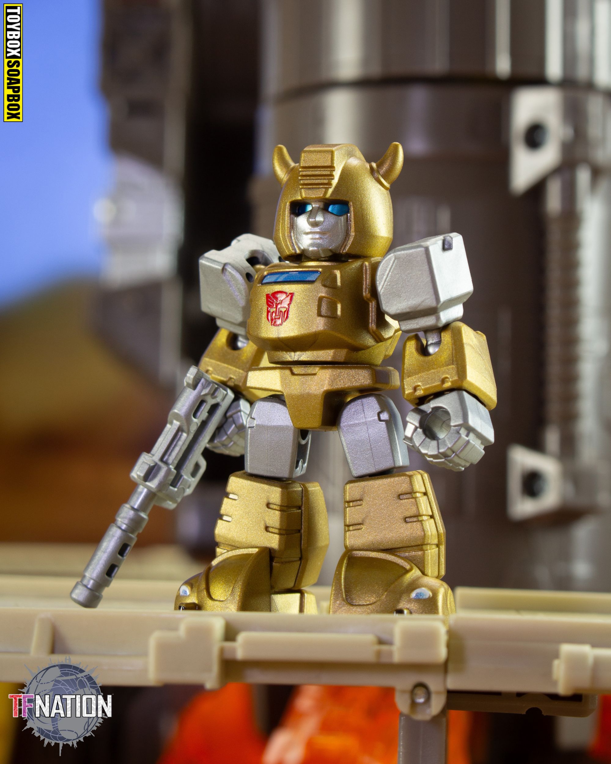 Bumblebee-4-f.jpg