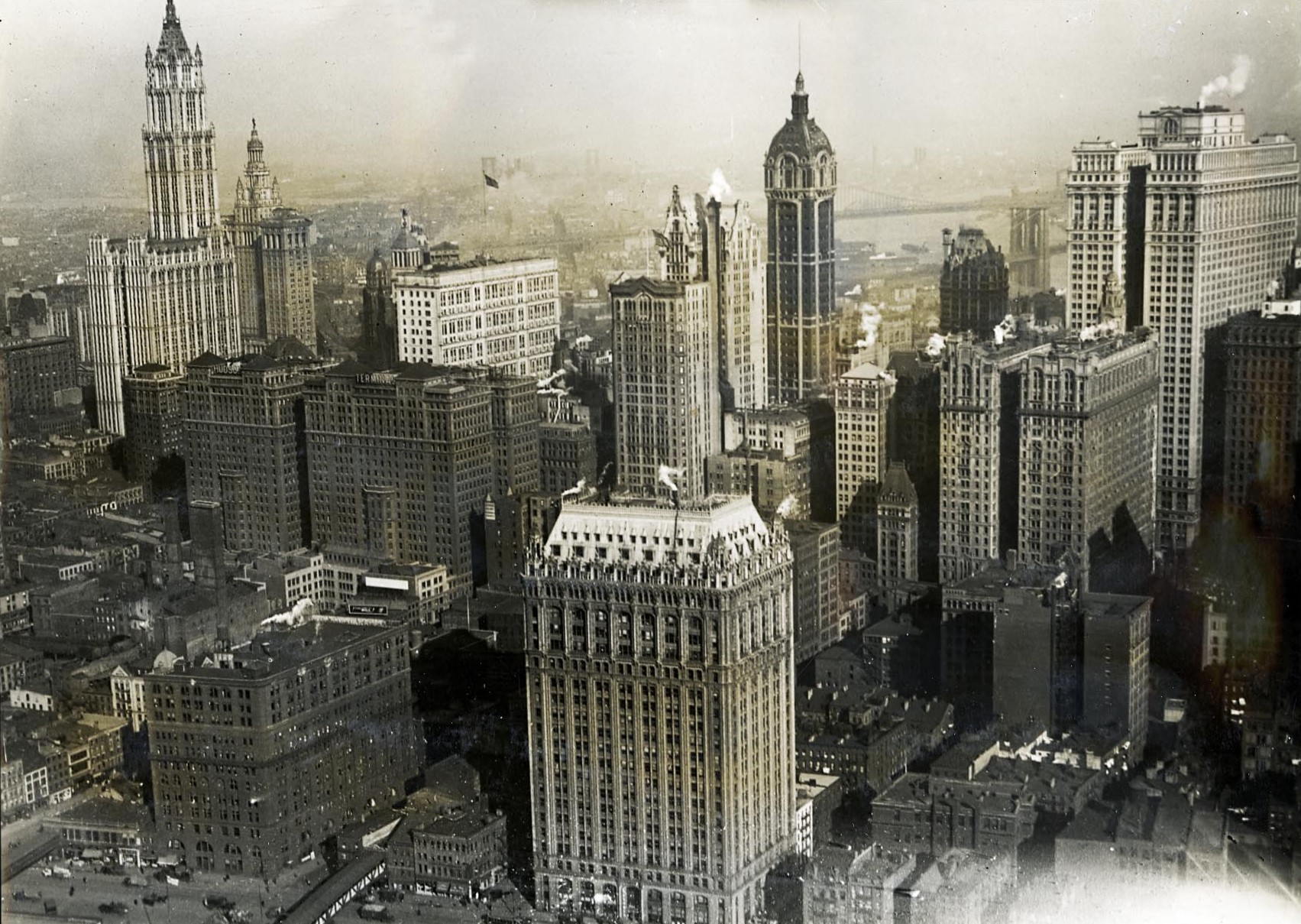 New_York_City_aerial_view_1919.jpg