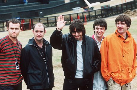 oasis---alan-white-paul-'bonehead'-arthurs-440nw-261871a.jpg