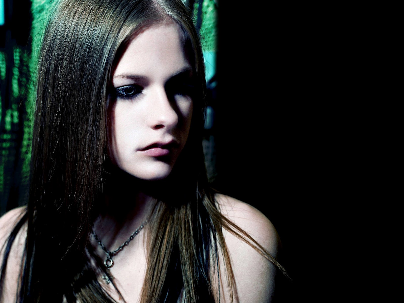 Avril Lavigne wallpapers 6.jpg