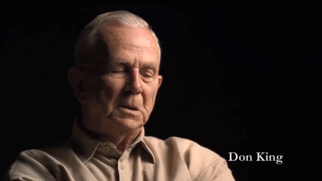 We Stand Alone Together - Band of Brothers Documentary.mp4_snapshot_00.49.30_[2021.11.07_17.49.58].jpg