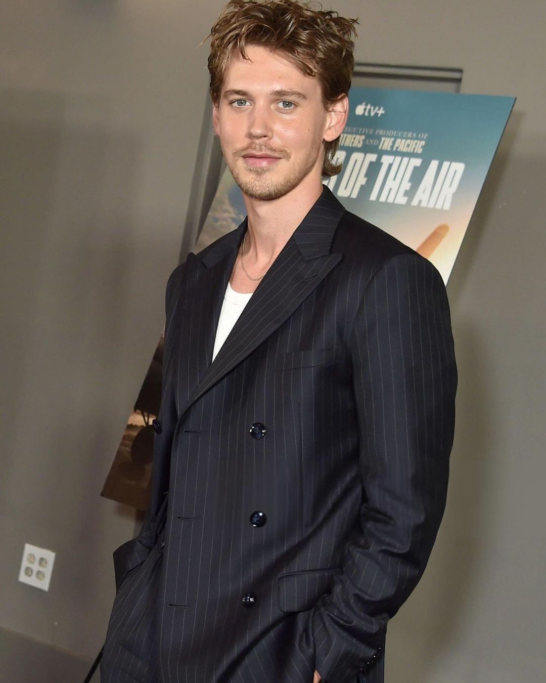 Austin Butler attends the Apple TV+ “Masters of the Air” Official Emmy FYC Event at Saban Theatre in Beverly Hills, California..jpg