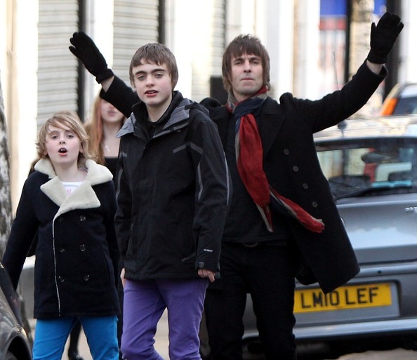 Liam+Gallagher+Liam+Gallagher+Out+Family+ksI6kwvqHcx (5).jpg